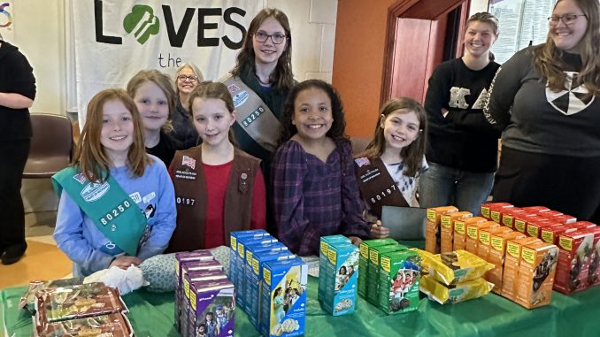 Photos KD Philanthropy Fundraiser Helps Girl Scouts Sell Cookies The Albion College Pleiad Online